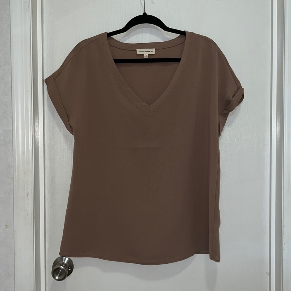 Women’s tan Blouse
